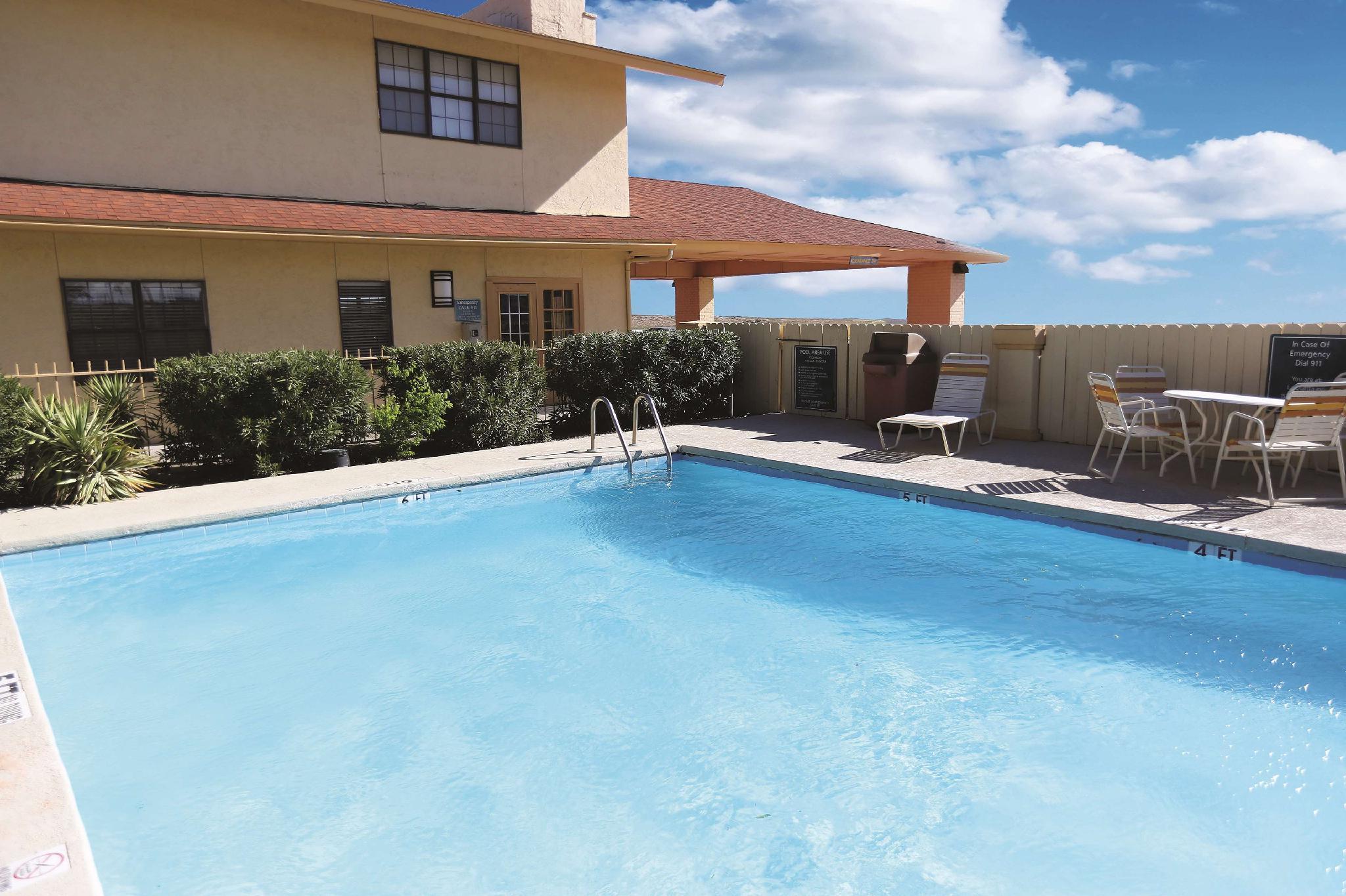 Baymont By Wyndham Fort Stockton Extérieur photo